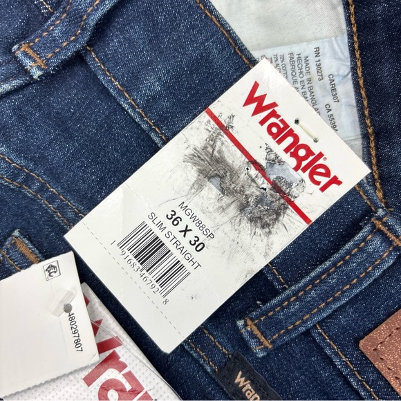 Wrangler Men's Weather Anything Legacy Straight Fit Jeans Size 36x30 - Picture 10 of 12